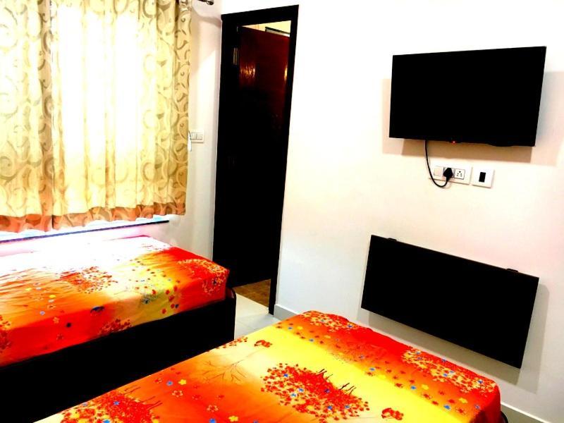 Bed and Breakfast Suyash Pg - Melange à Bangalore Extérieur photo